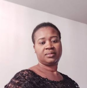 Meet your Posher, Samia